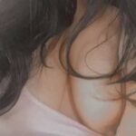 Filipina sending a picture of their boobs.