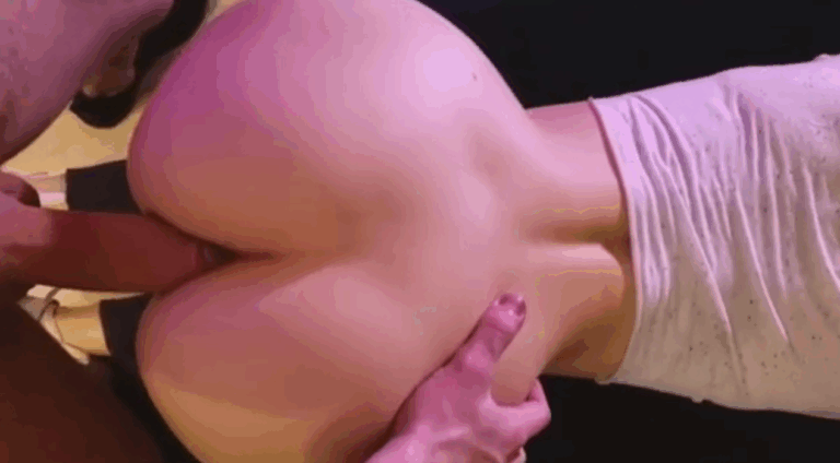 Are there any bitches around Toronto who want anal?