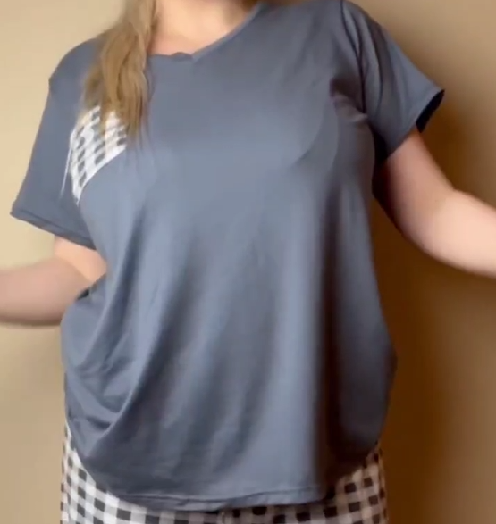 Blonde with big boobs wearing her Tshirt