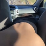 white chick with a nice ass getting fucked in the car