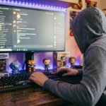 Man on Discord looking for NSFW Servers